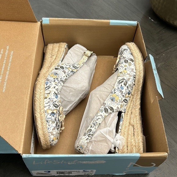 Lifestride Slip-On Slingbacks - Keepsake (WIDE) - Picture 2 of 6